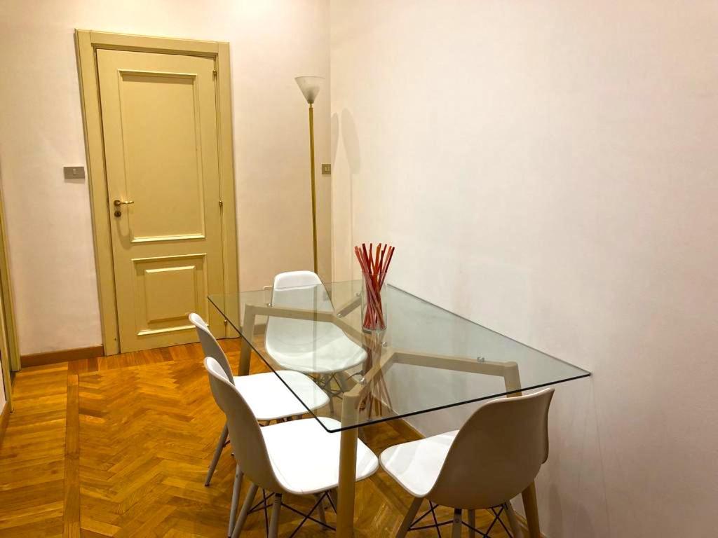 Castel Morrone Apartment Милан Экстерьер фото